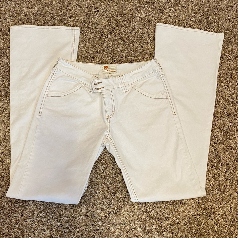 TWILL TWENTY TWO MID RISE BOOTCUT JEANS - SZ 29